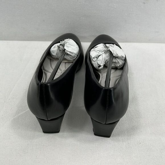 Easy Street Prim Pump- Black Faux Leather- Size 8.5 M- NIB - Picture 3 of 7